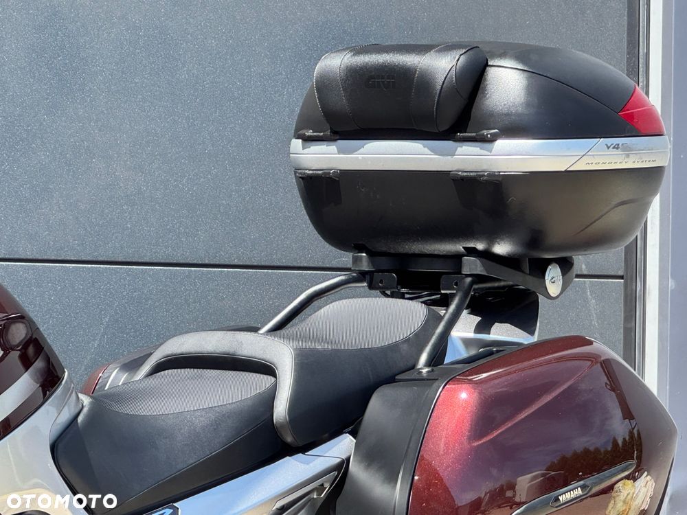 Yamaha FJR - 32