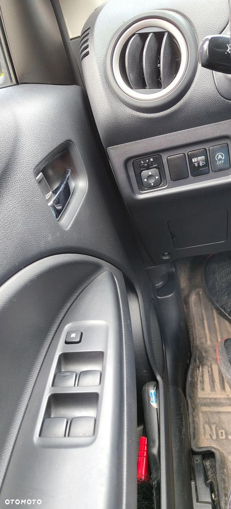 Mitsubishi Space Star 1.2 Clear Tec CVT Color - 9