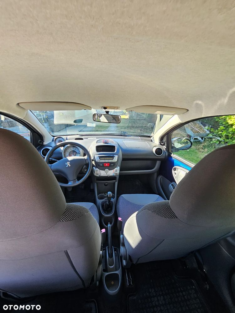 Peugeot 107 1.0 Trendy - 10