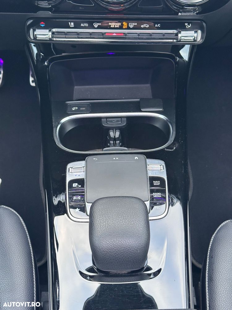 Mercedes-Benz A 200 7G-DCT AMG Line Advanced Plus - 21