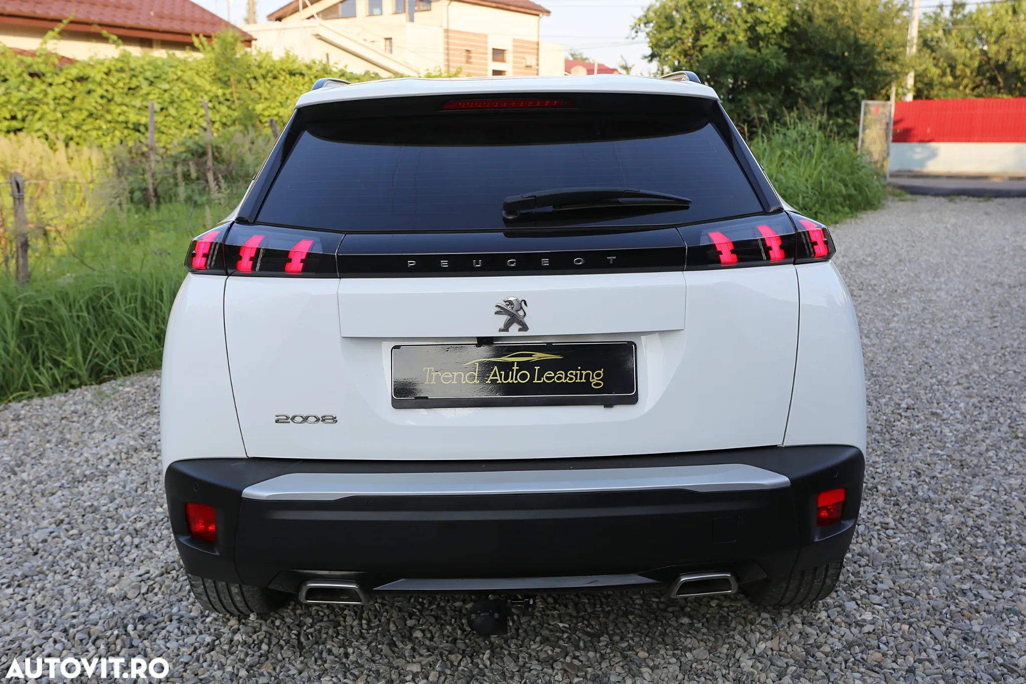 Peugeot 2008 1.2 PureTech EAT8 STT GT - 6