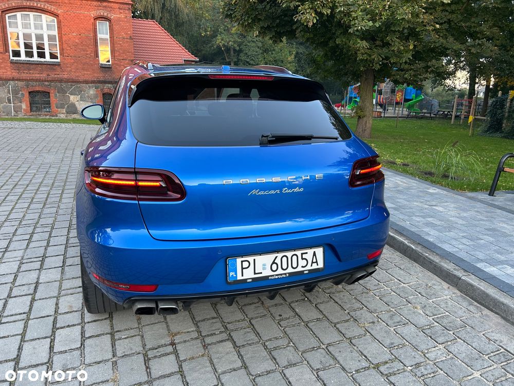 Porsche Macan Turbo - 7