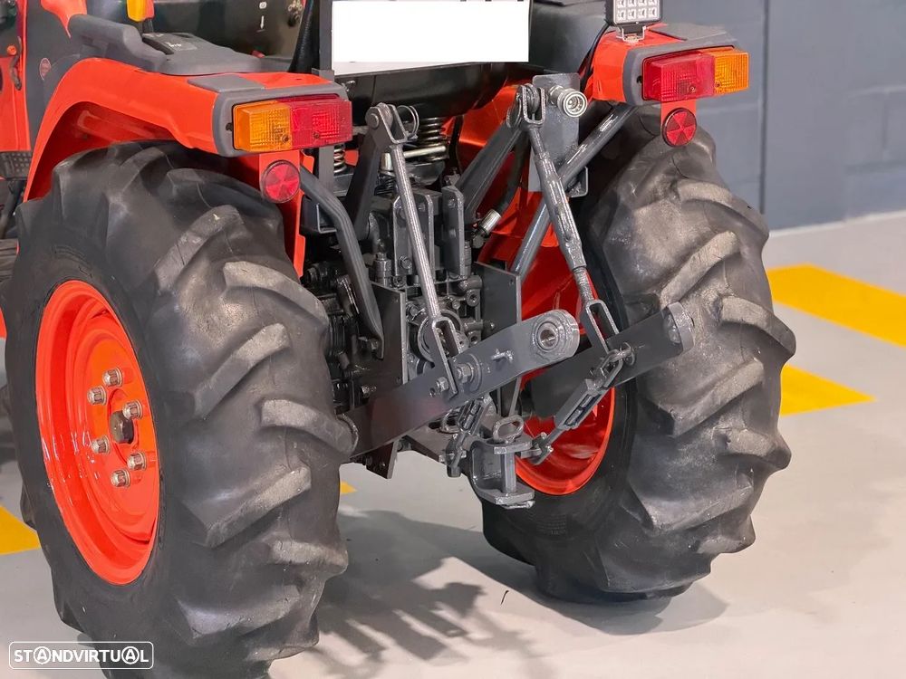 Kubota B1610 4RM - 6