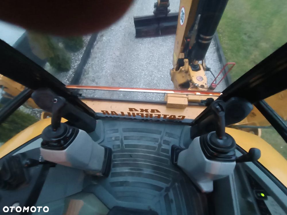 Caterpillar 432 E - 26