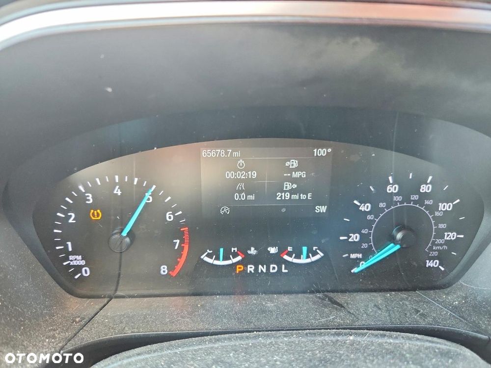 Ford Escape 2.0 EcoBoost AWD Titanium - 11