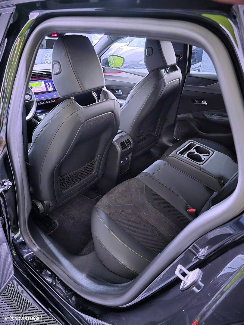 Peugeot 308 SW 1.2 PureTech GT EAT8 - 13