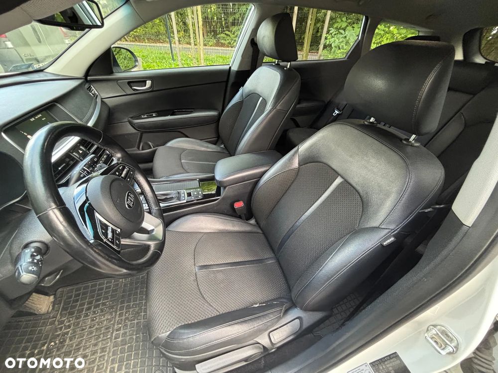 Kia Optima 1.6 T-GDI L DCT - 10