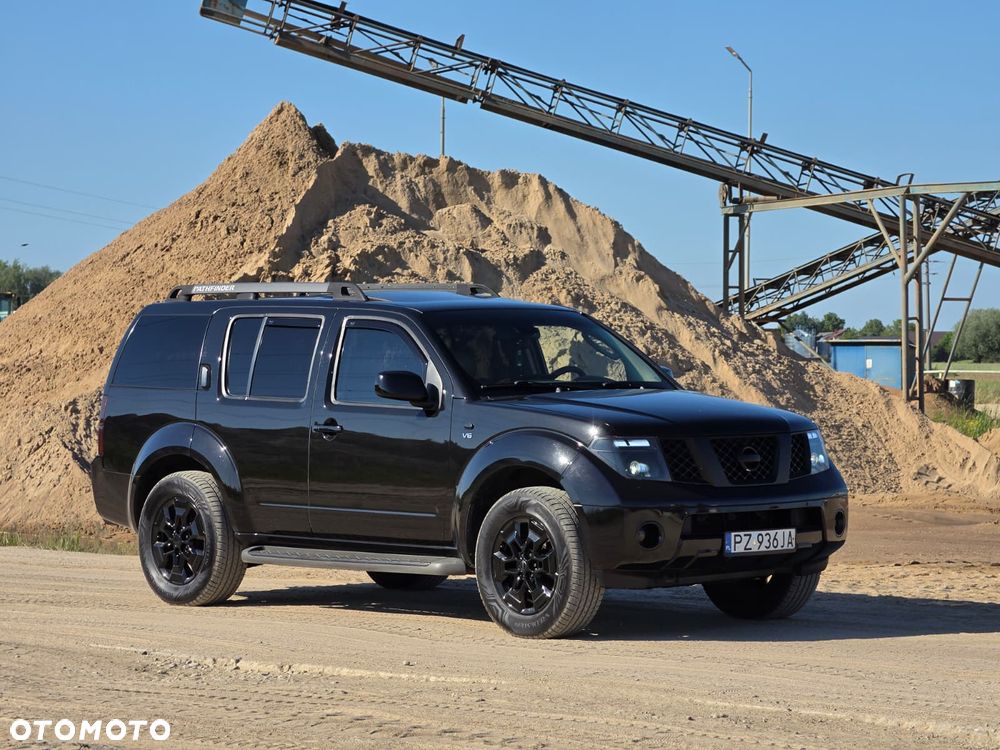 Nissan Pathfinder - 17