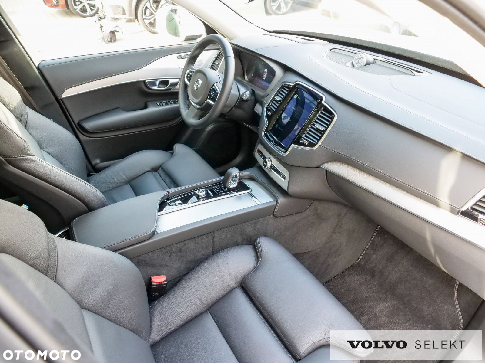 Volvo XC 90 - 37