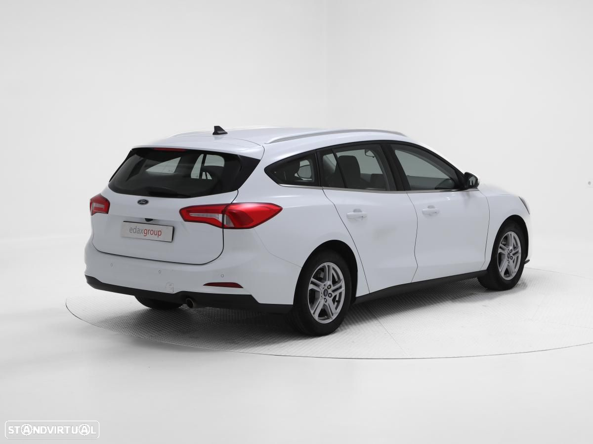 Ford Focus SW 1.5 TDCi EcoBlue Connected - 3