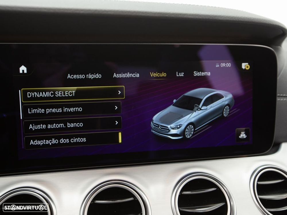 Mercedes-Benz E 300 de AMG Line - 38