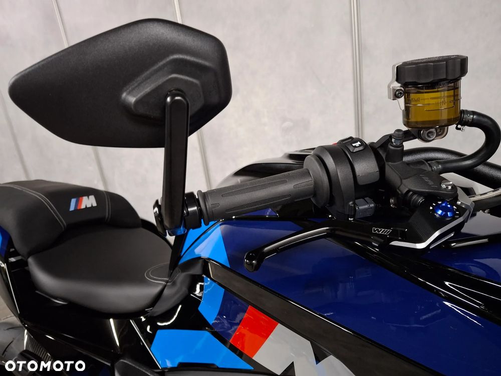 BMW XR - 10