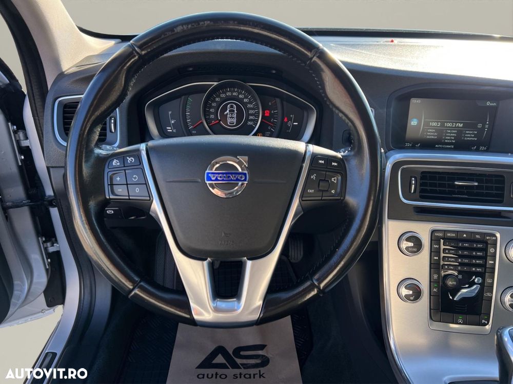 Volvo S60 D2 Momentum - 15