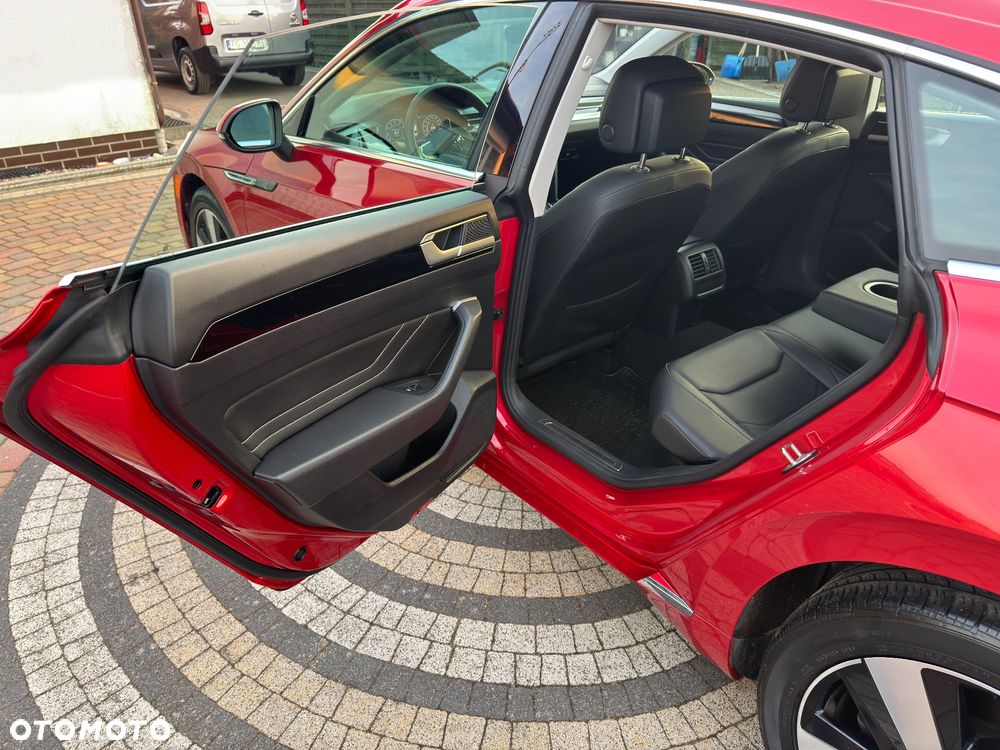 Volkswagen Arteon - 21