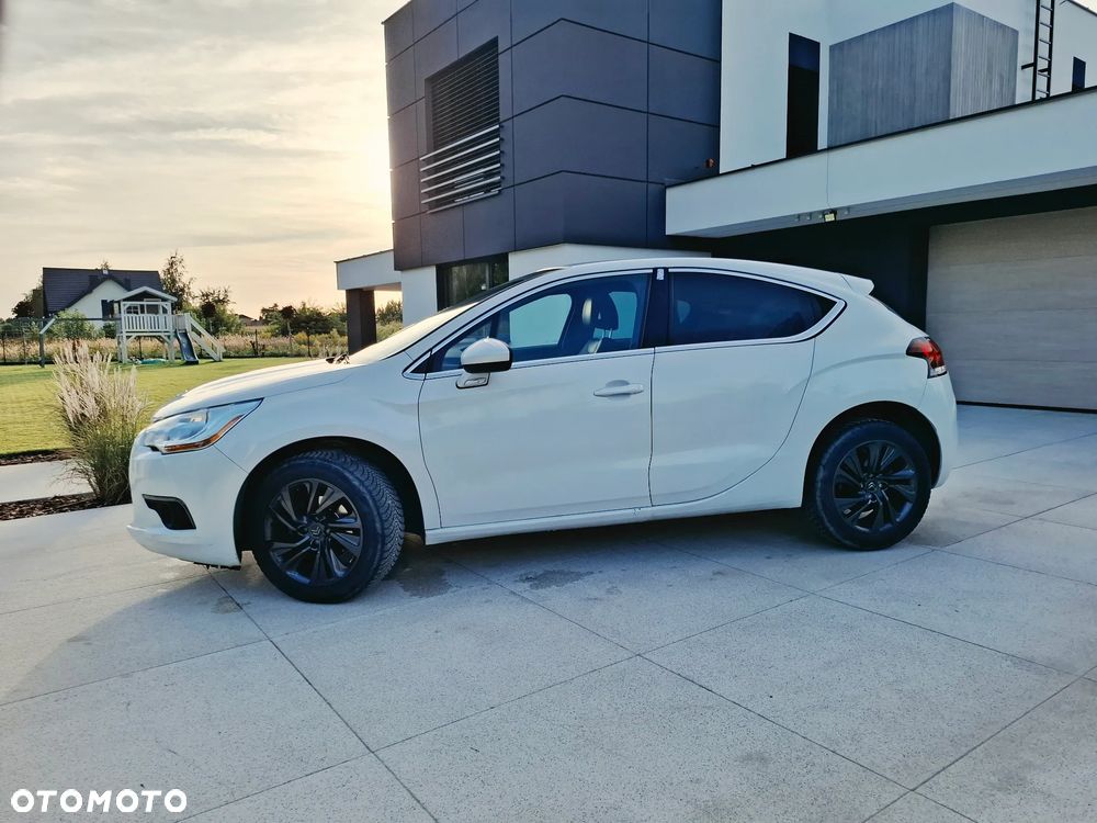 Citroën DS4 1.6 e-HDi SoChic MCP - 7