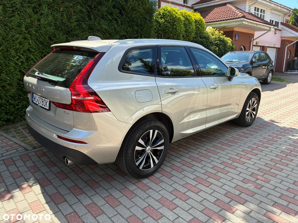 Volvo XC 60 D4 Momentum - 5