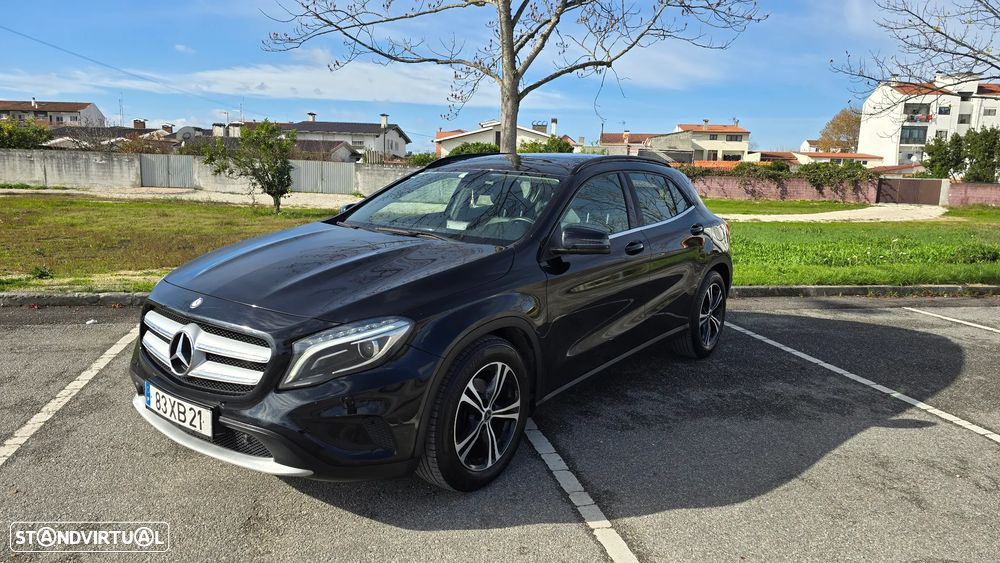 Mercedes-Benz GLA 220 CDI 4Matic 7G-DCT Urban - 1