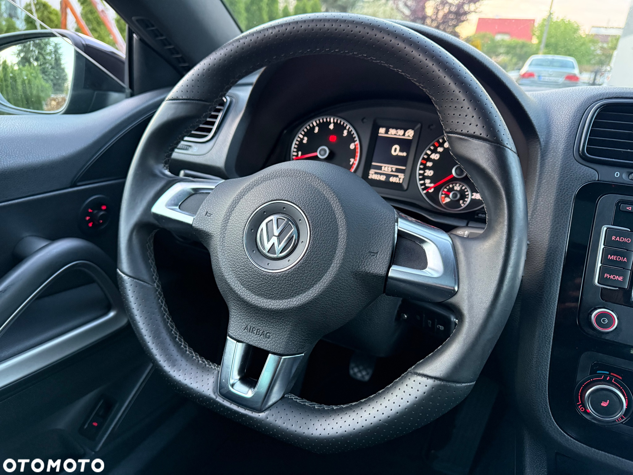 Volkswagen Scirocco 1.4 TSI BlueMotion Technology Edition - 13