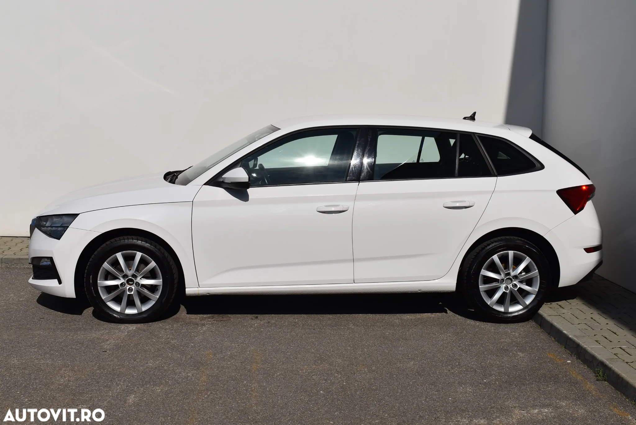 Skoda Scala 1.6 TDI DSG Ambition - 8