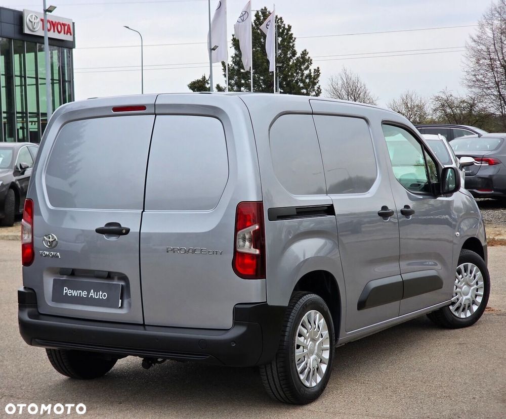 Toyota PROACE CITY - 7