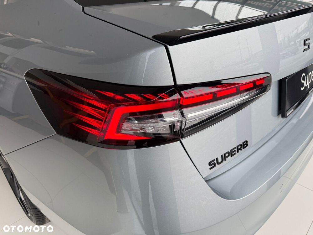 Skoda Superb 2.0 TDI SCR 4x4 Sportline DSG - 16