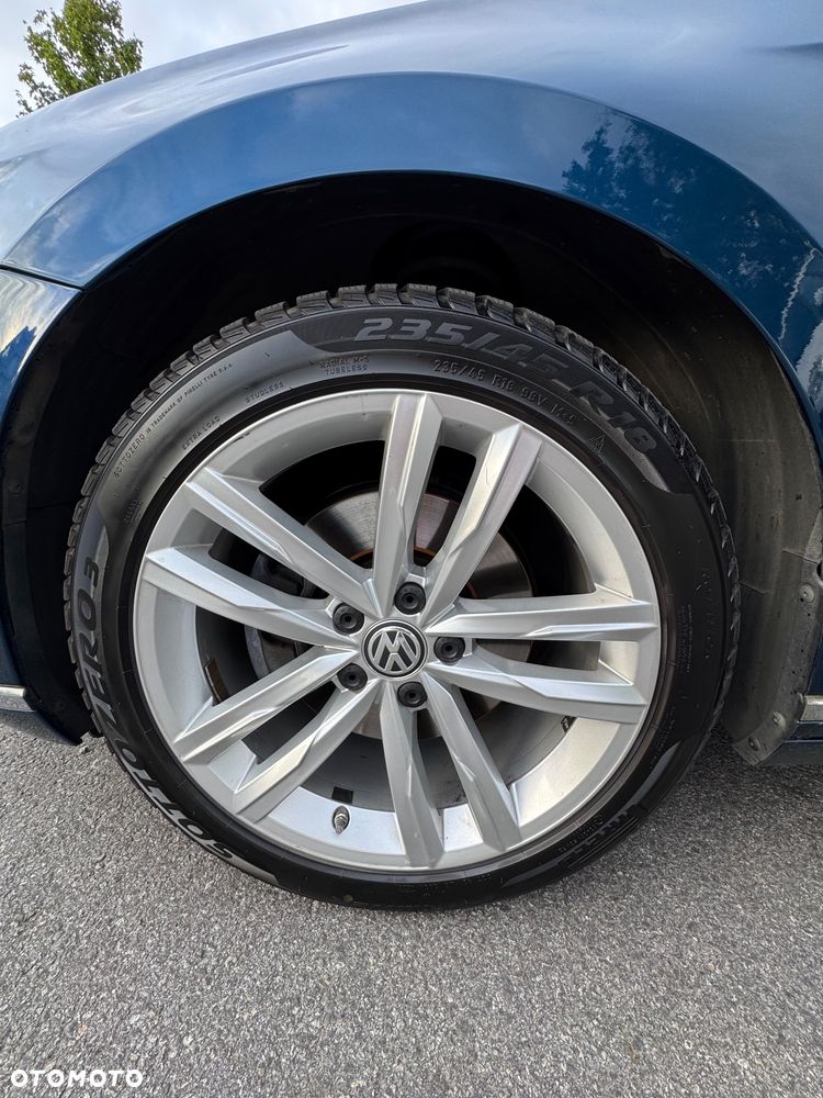 Volkswagen Passat Variant 2.0 TDI 4Mot Elegance DSG - 8
