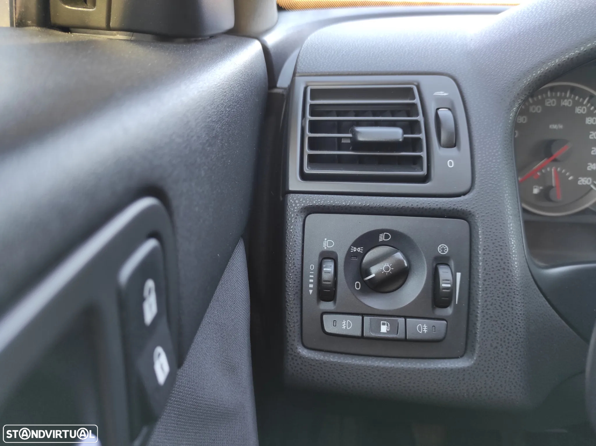 Volvo V50 1.6 D Nível 2 - 26