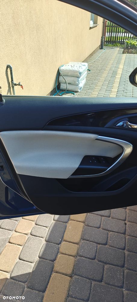 Opel Insignia CT 1.6 CDTI S&S - 12