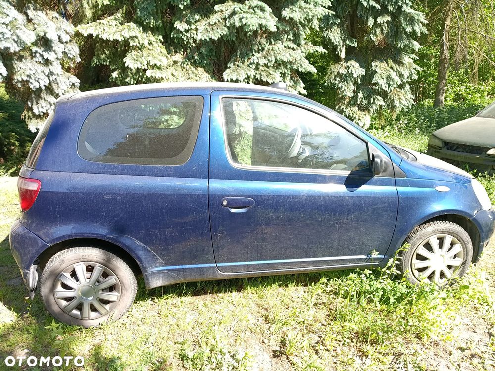 Toyota Yaris 1.0 Luna - 4