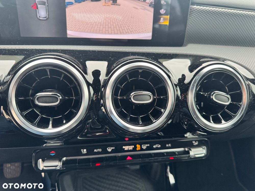 Mercedes-Benz Klasa A 180 Edition 2020 - 24