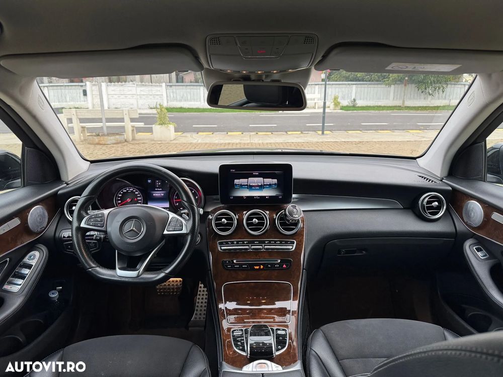 Mercedes-Benz GLC 250 d 4Matic 9G-TRONIC AMG Line - 11