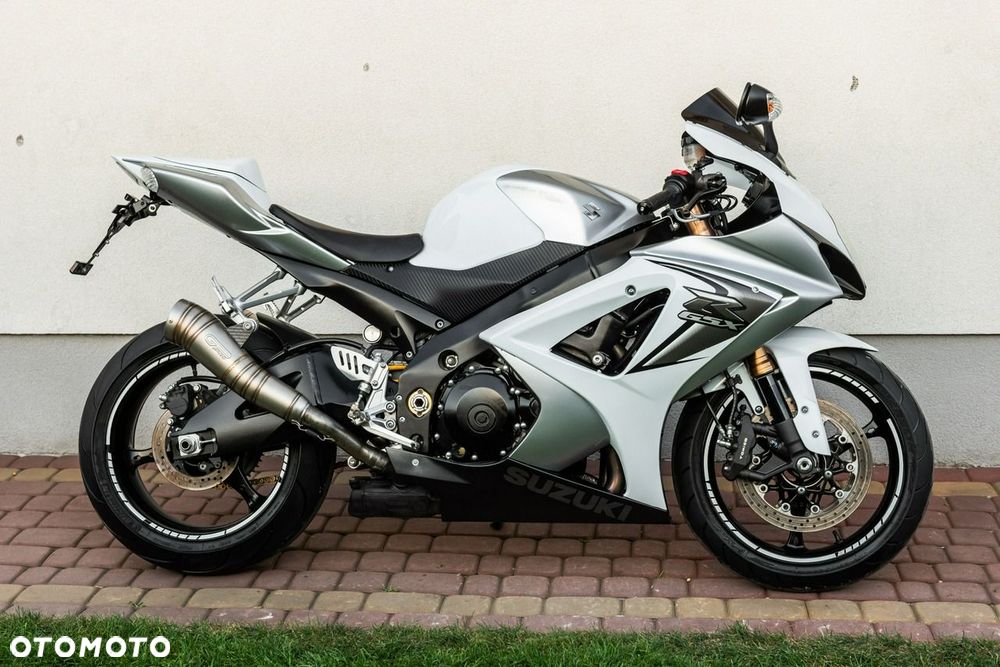 Suzuki GSX-R - 2