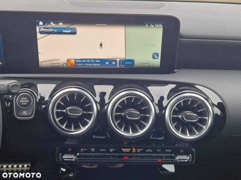 Mercedes-Benz Klasa A 220 4-Matic AMG Line 8G-DCT - 15
