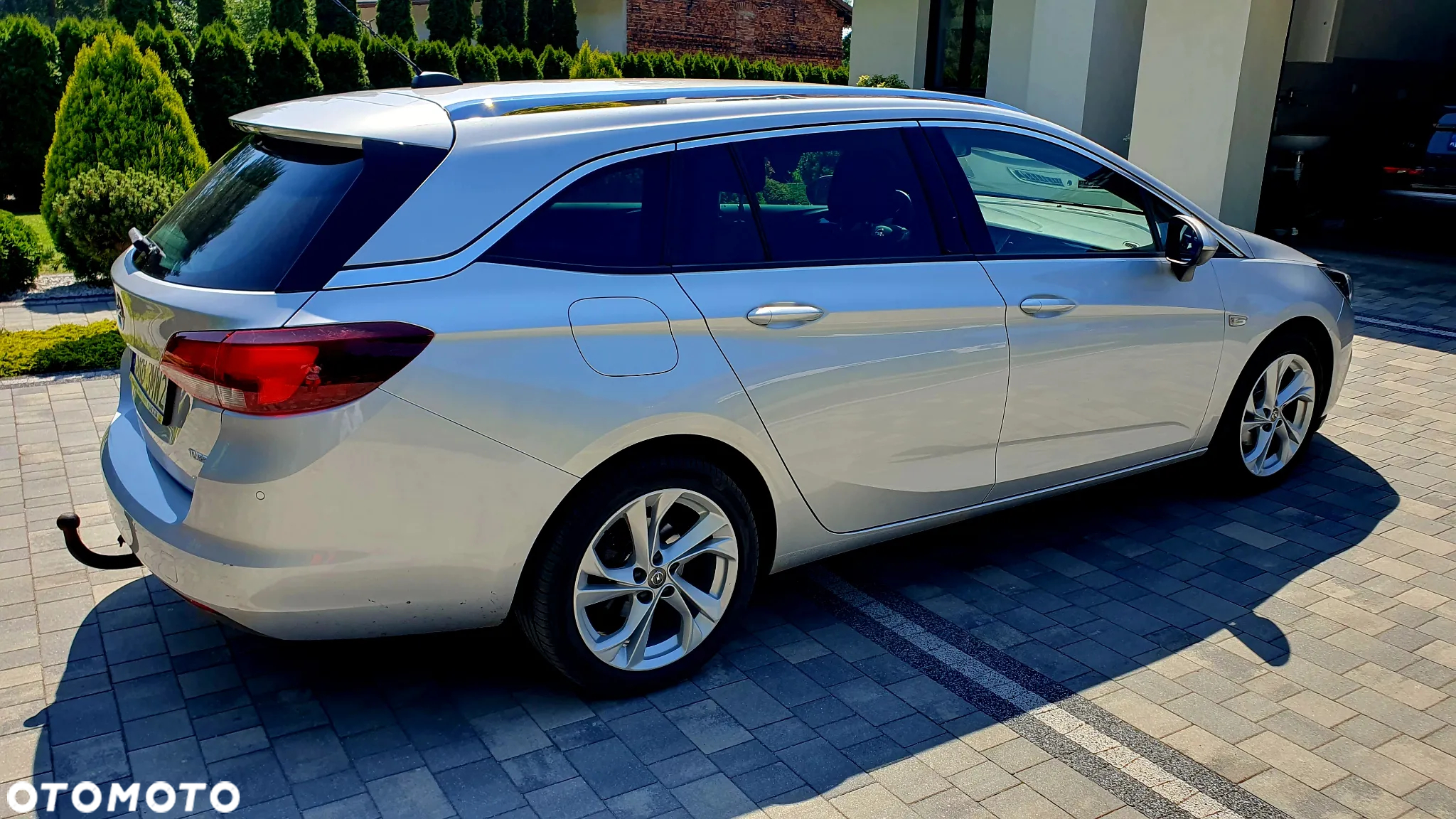 Opel Astra V 1.4 T Dynamic - 4