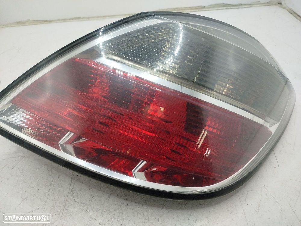 Farolim Stop Dto Opel Astra H Hatchback (L48) - 2