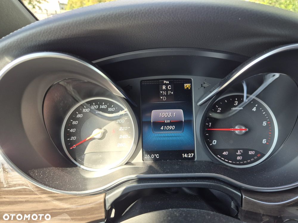 Mercedes-Benz Klasa V 300 d 9G-Tronic Avantgarde (ekstra d³) - 20