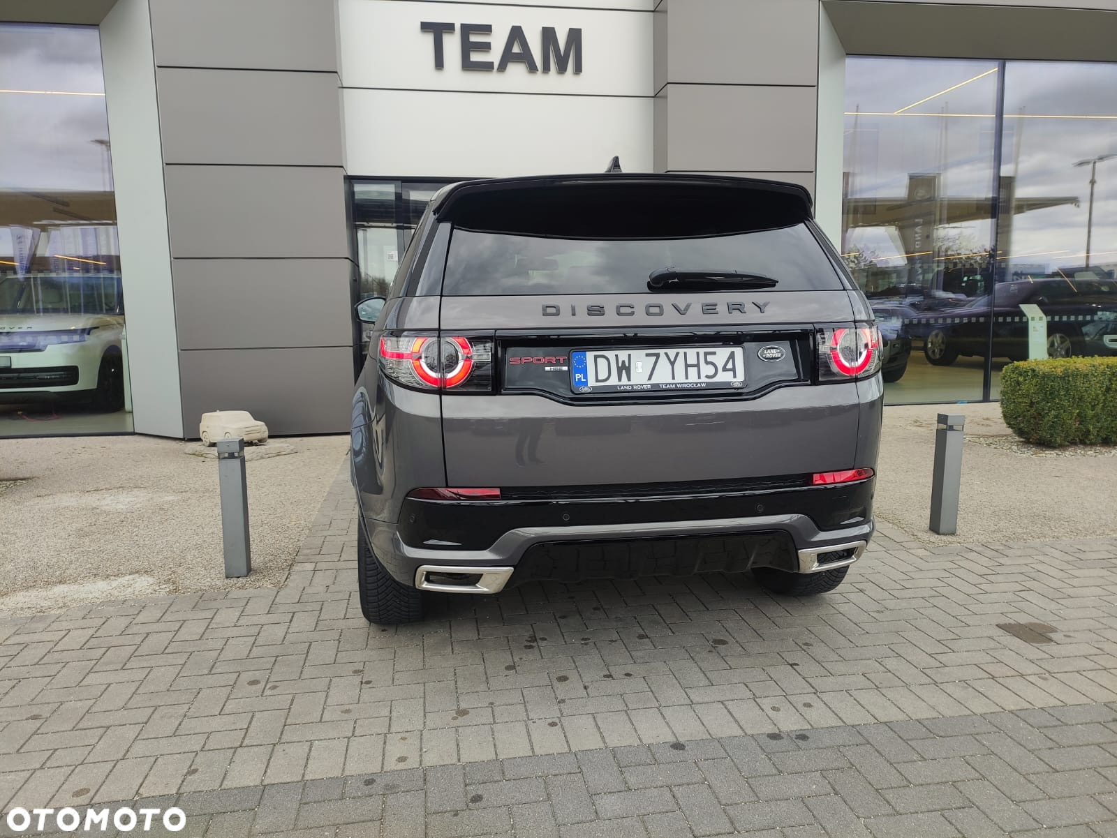 Land Rover Discovery Sport 2.0 D180 R-Dynamic HSE - 8
