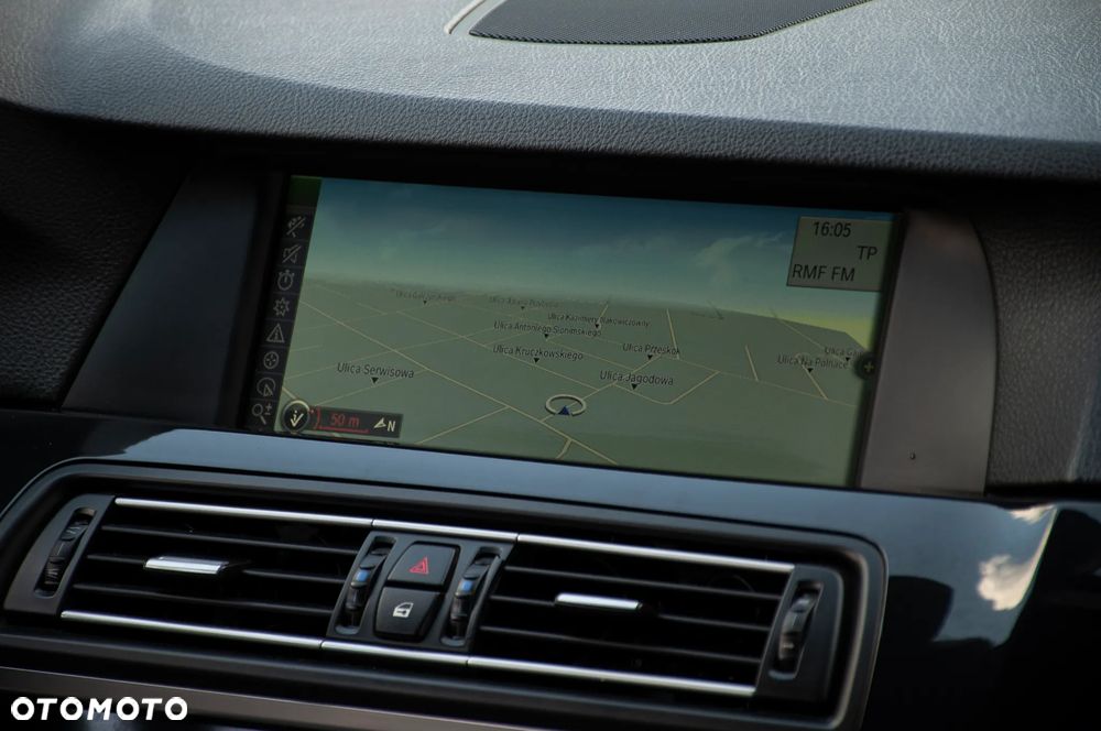 BMW Seria 5 520d - 15