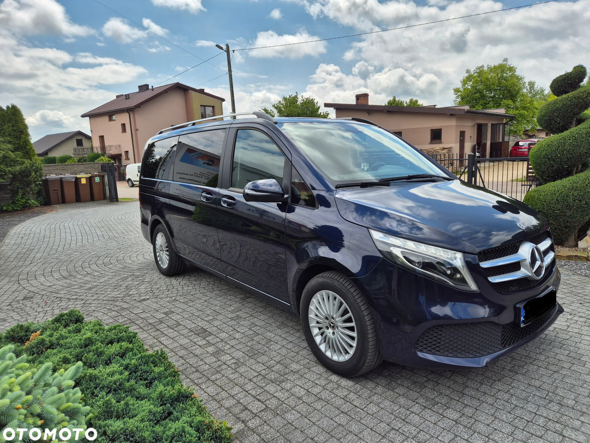 Mercedes-Benz Klasa V 220 d 4-Matic 9G-Tronic (d³ugi) - 2