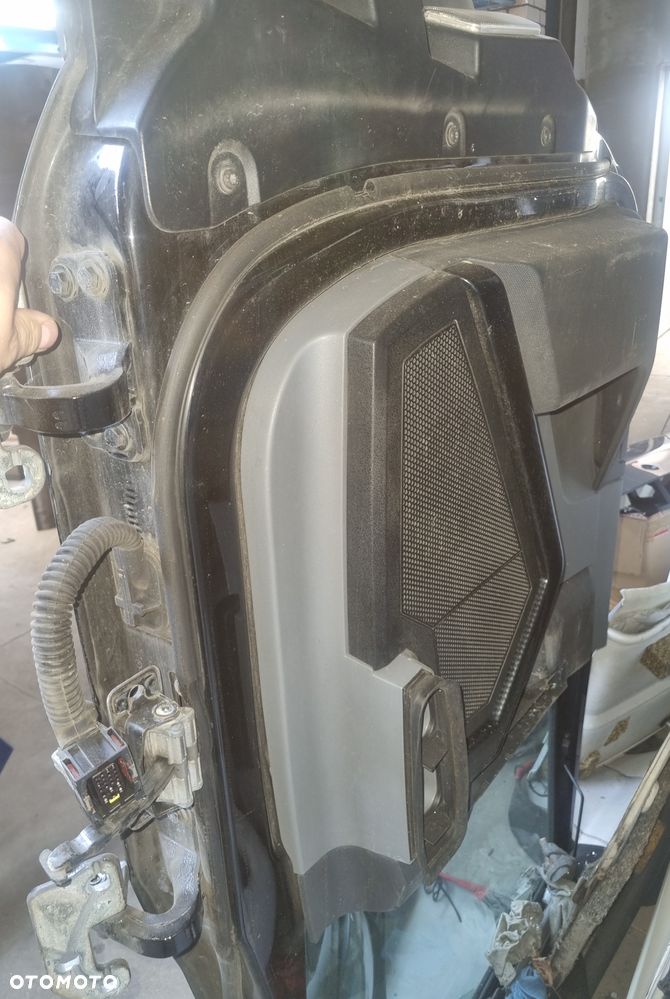 Drzwi kompletne lewe renault gama T - 2