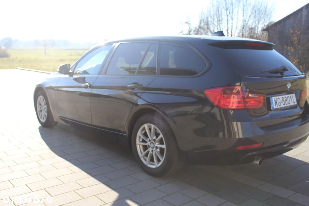 BMW Seria 3 318d - 6