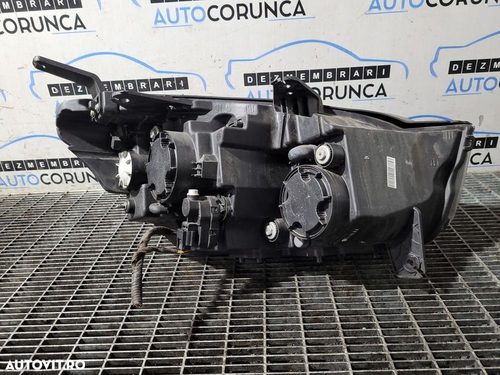 Far Stanga SsangYong Korando III Facelift 2013 2013 - 2017 SUV 4 Usi (1284) Cu lupă - 2