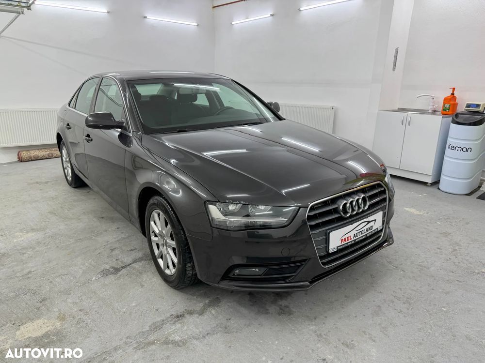 Audi A4 2.0 TDI DPF Attraction - 30