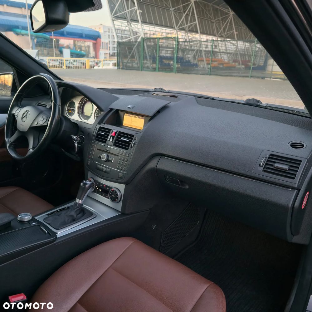 Mercedes-Benz Klasa C 180 Kompressor Automatik Avantgarde - 26