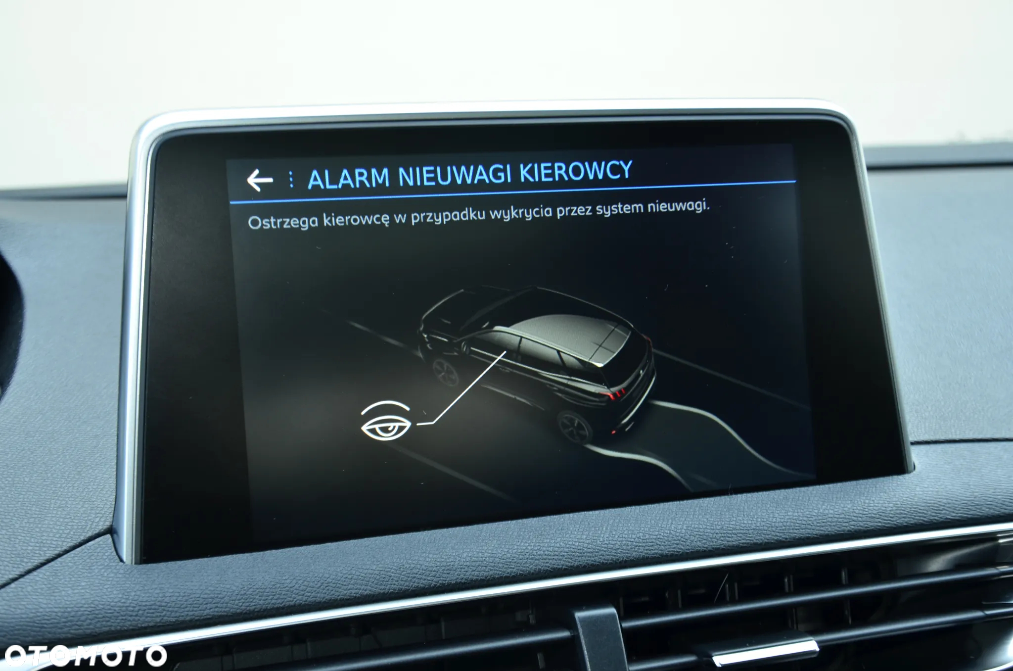 Peugeot 3008 1.2 PureTech Allure S&S EAT8 - 30