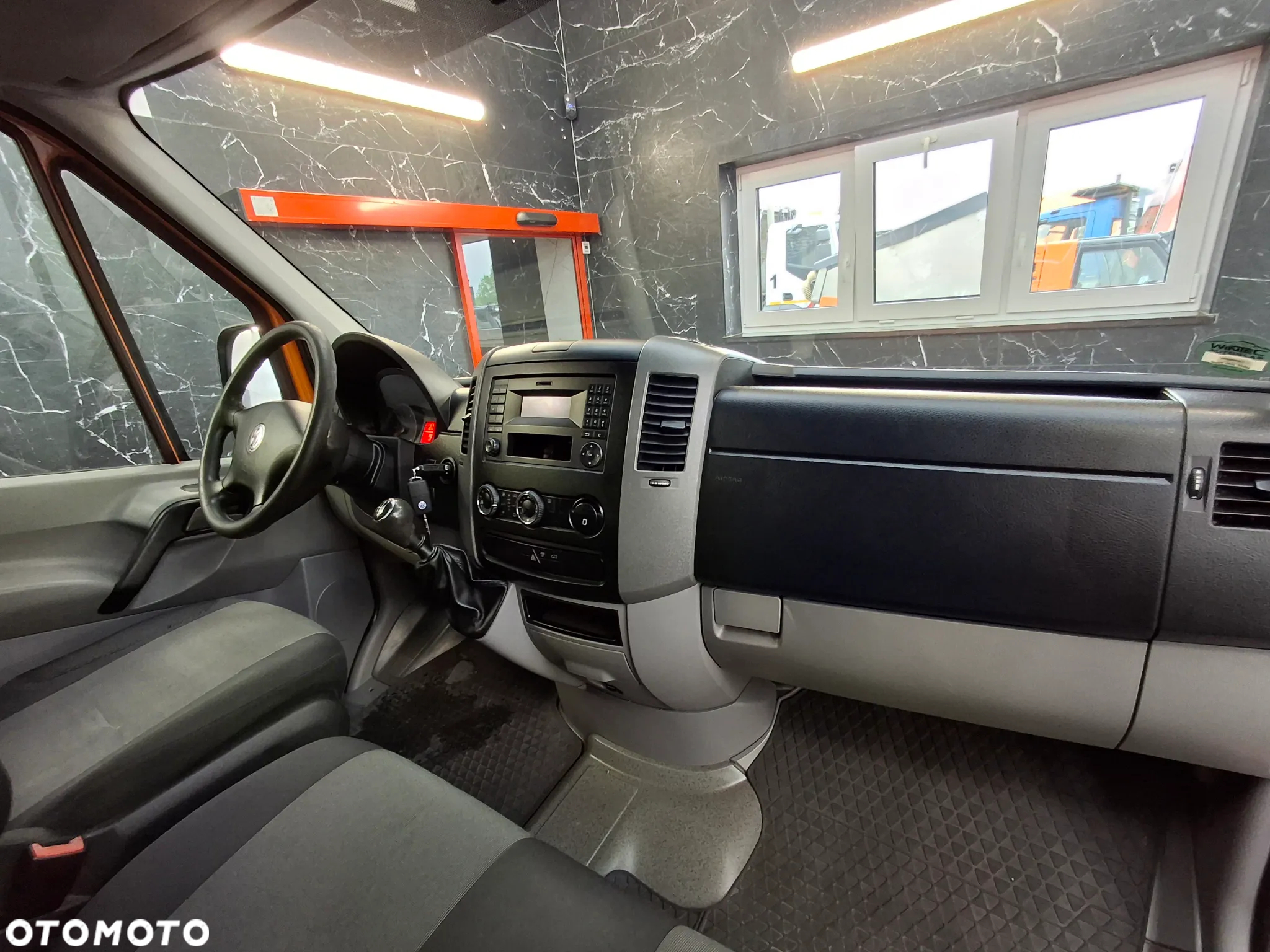 Volkswagen Crafter Lift 2016r Doka Brygadówka Dubel Kabina 7 Osób Plandeka Hak Webasto Klimatyzacja - 15