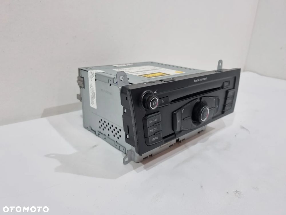 AUDI A4 B8 A5 8T RADIO CD CONCERT 8T1035186C - 2