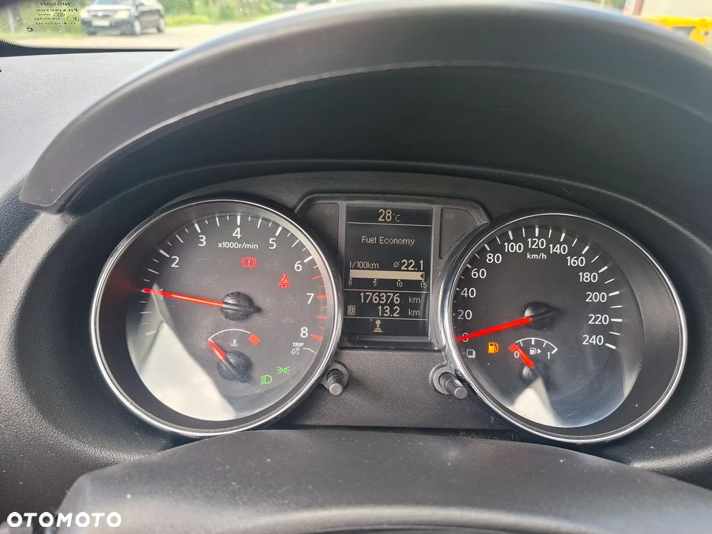 Nissan Qashqai 1.6 360 - 5
