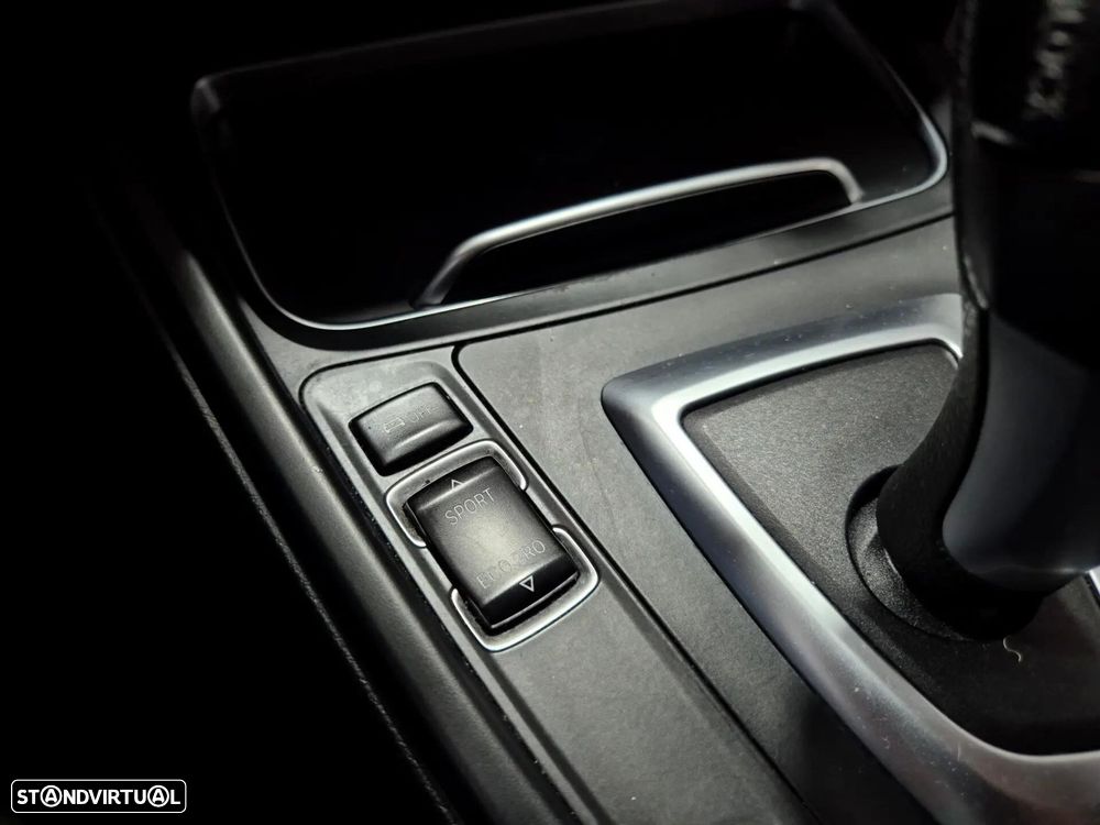 BMW 318 d Aut. - 23