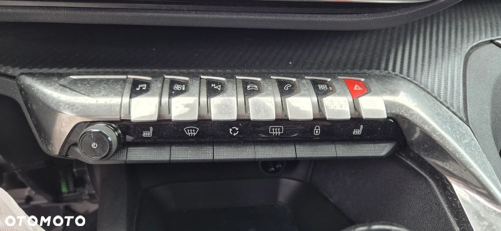 Peugeot 5008 1.2 PureTech Allure S&S EAT8 - 38